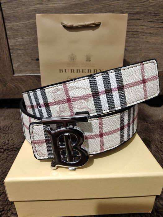 Curea Burberry 110 cm noua