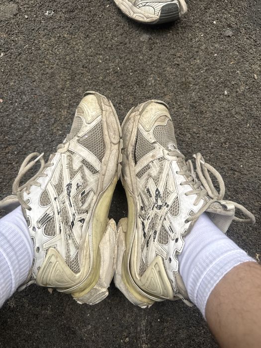Balenciaga runner grafity