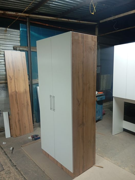 Шкаф плательный, для спальни