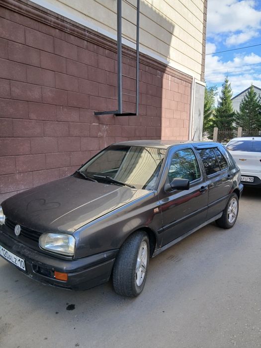 Продам гольф 3 2.0