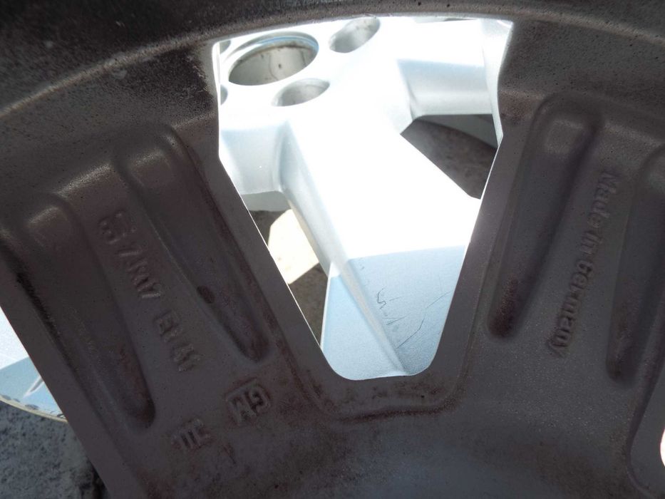 vand 4 jante originale opel pe 17"  5x110 astra,vectra,meriva,zafira,signum,bertone pret 800toate4