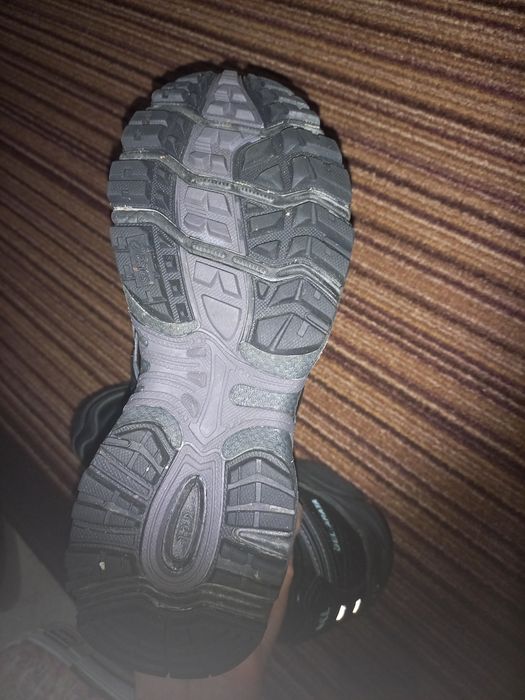 Adidasi unisex moto/munteOCAZIE