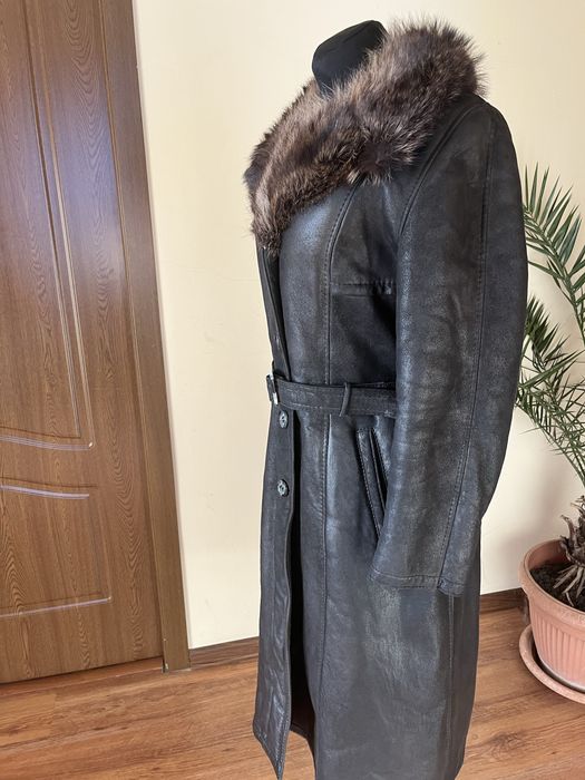 Palton lung cojoc  blana naturala impecabil