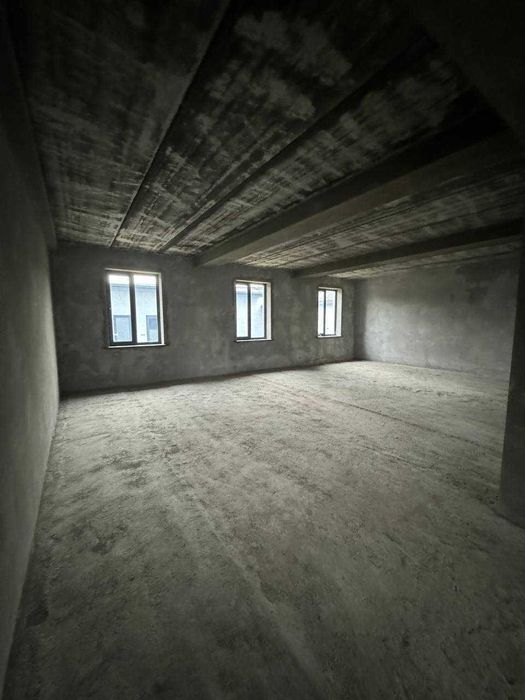 Аренда нежилого помещения 1200 м²