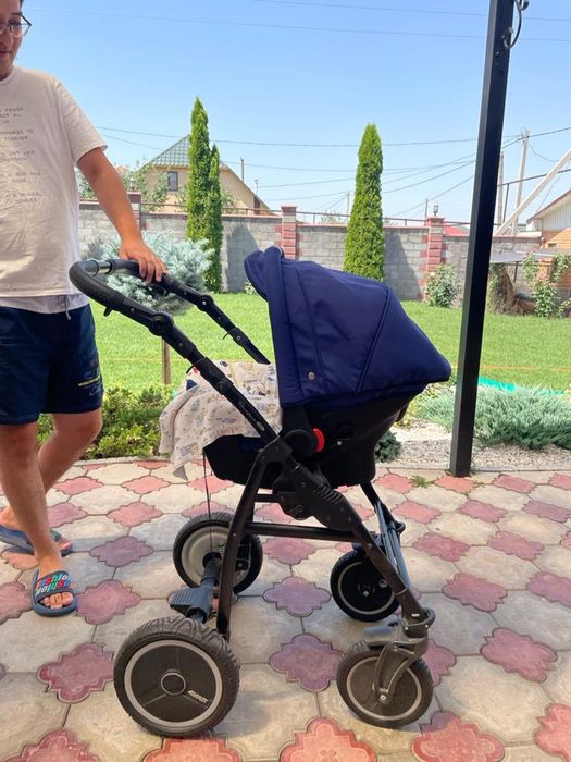 Коляска Champion в идеальном состоянии