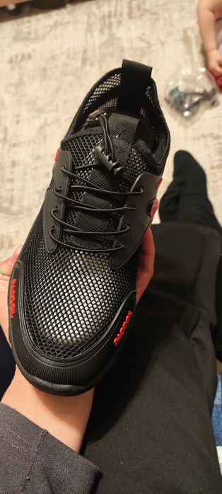 Продаю новые кросовки