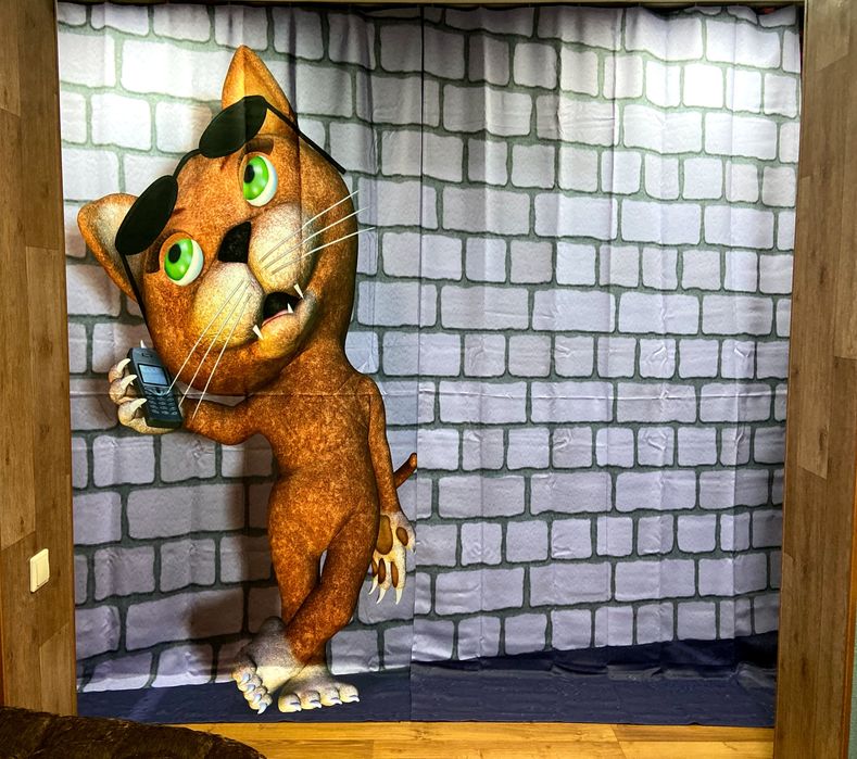 Шторы "Кот с телефоном"