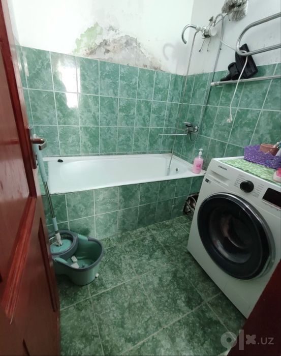 Ялангач Продается квартира 3/3/4 балкон 1.5х3 ор-р кафе Бухара Пажарка