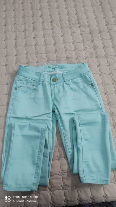 Дамски панталон с висока талия