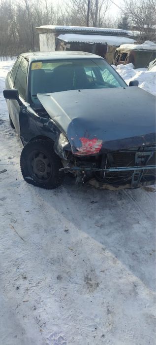 Продам Ауди 80 в аварином состояний