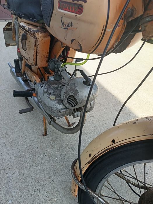 De vânzare mobra 50 s si piese