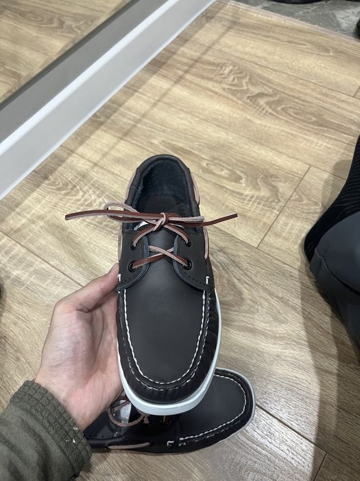 Продаю макасы,топсайдеры,обувь