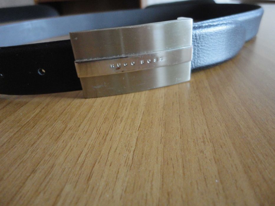 Hugo Boss/естествена кожа/мъжки колан