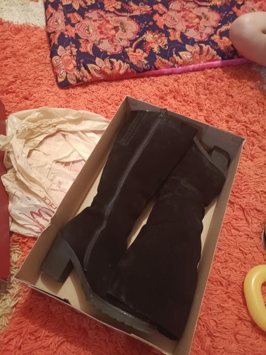 Срочно продам зимние сапоги!