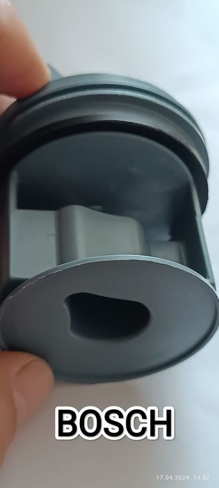 Продам фильтр (заглушка) насоса стир .Маш Автомат.