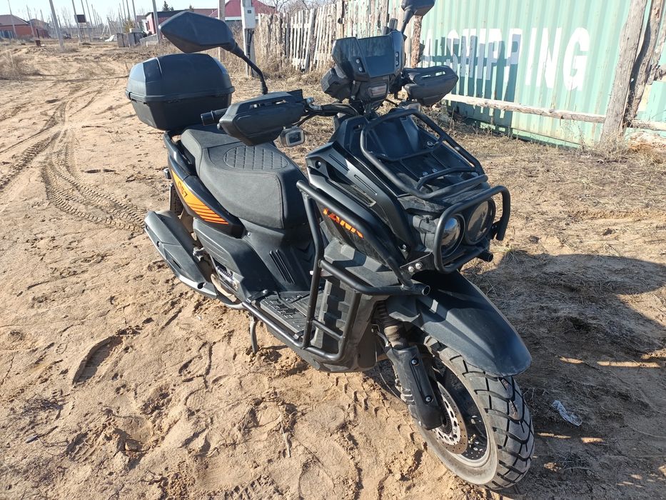 Продам скутер Танк