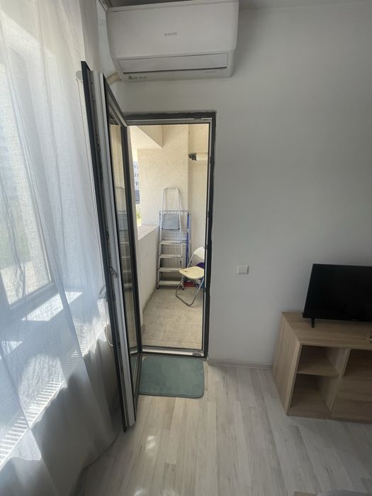 Inchiriez Garsoniera Militari Residence