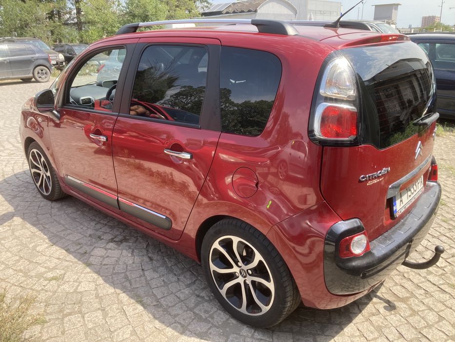 Затъмняване на автостъкла/ полиране на фарове/ монтаж на защитно фолио