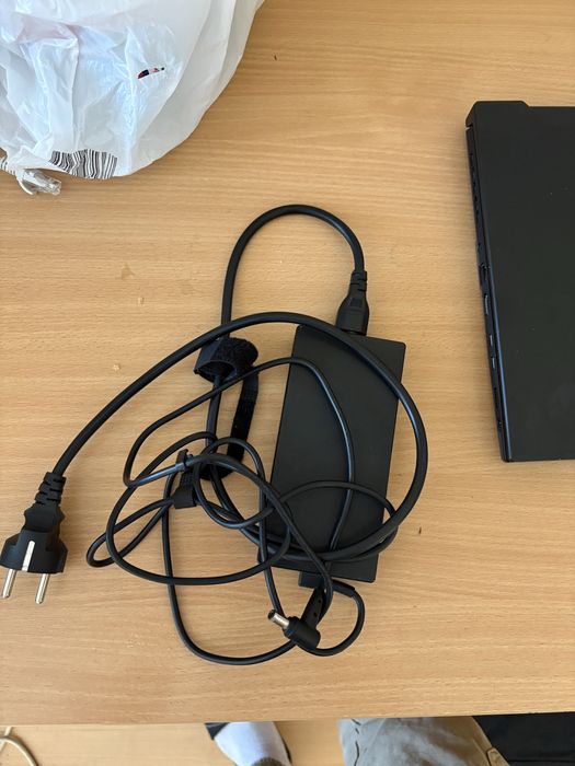 лаптоп asus tuf Dash f15