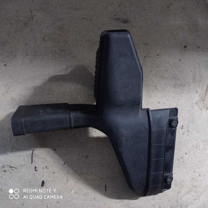 Воздуховод BMW E53 X5 2004 год