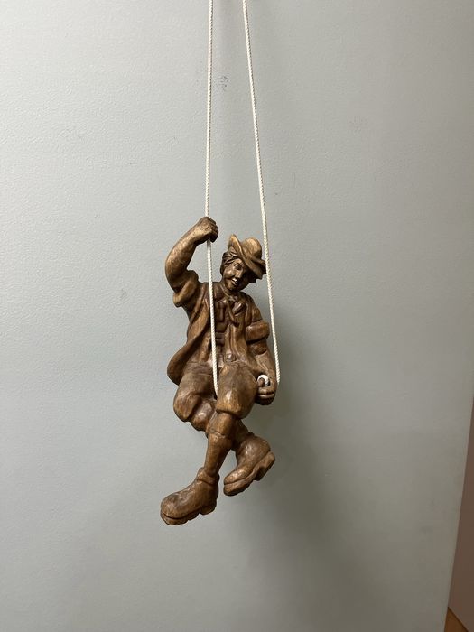 Дървена фигура / 50-те