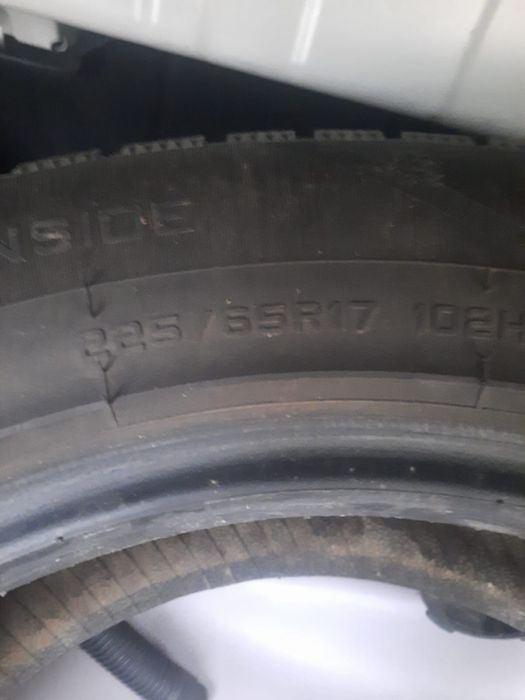 Продается зимние шины