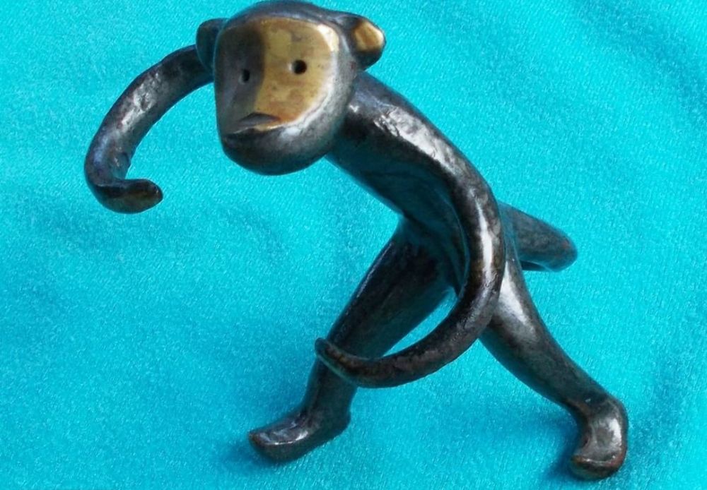 Статуэтка обезьянка СССР бронза-литье. Винтаж