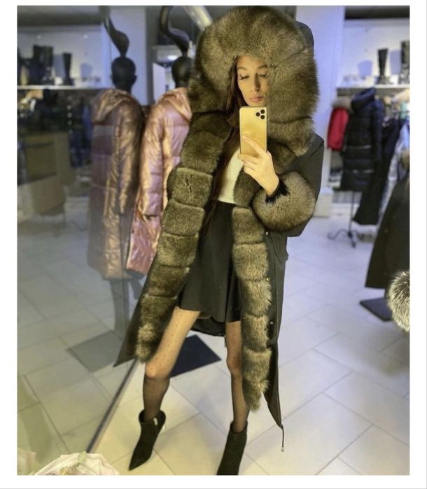 Продам женскую куртку