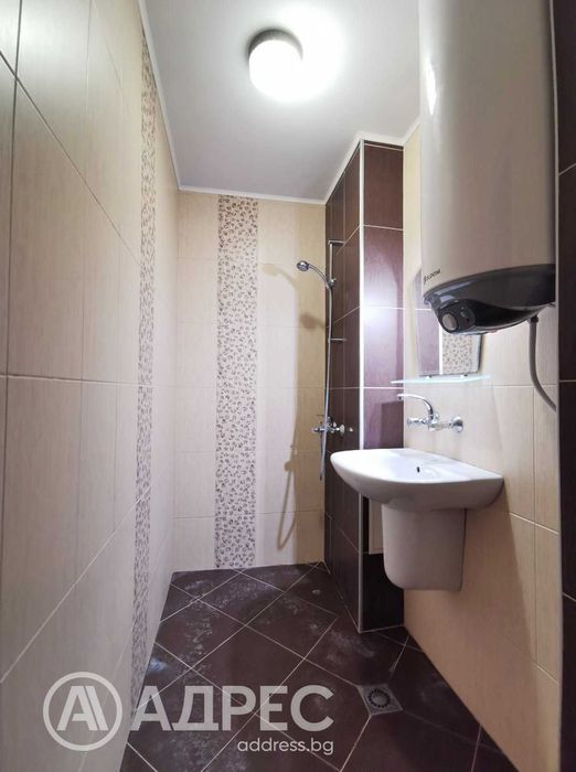 Продава се Тристаен апартамент в Русе, Дружба 3 - 81 кв.м за 1147 €/кв.м - Снимка #11