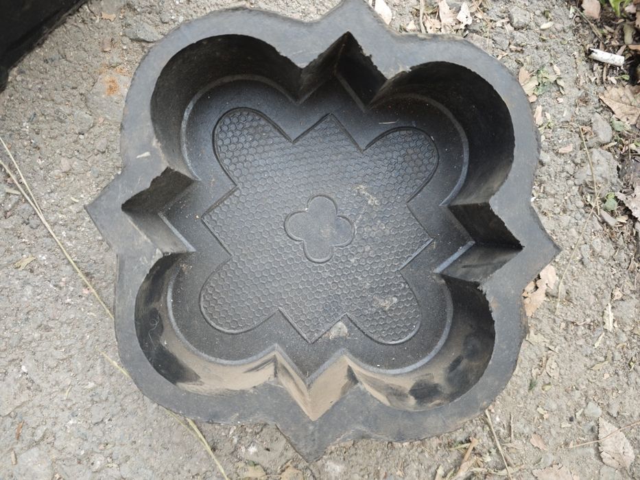 Продаем формы для брусчатки