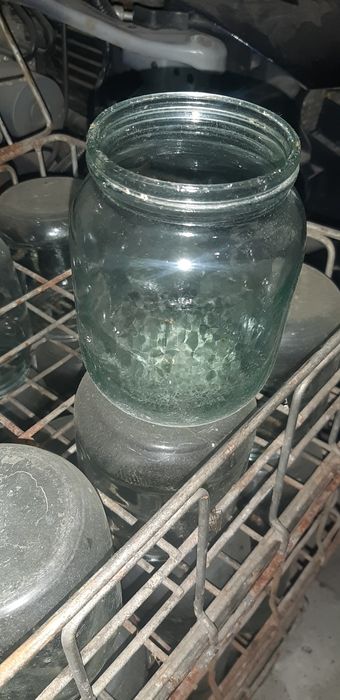 Продавам буркани омния 800 мл  0.60лв  и 400мл  1 .50лев за 1 брой