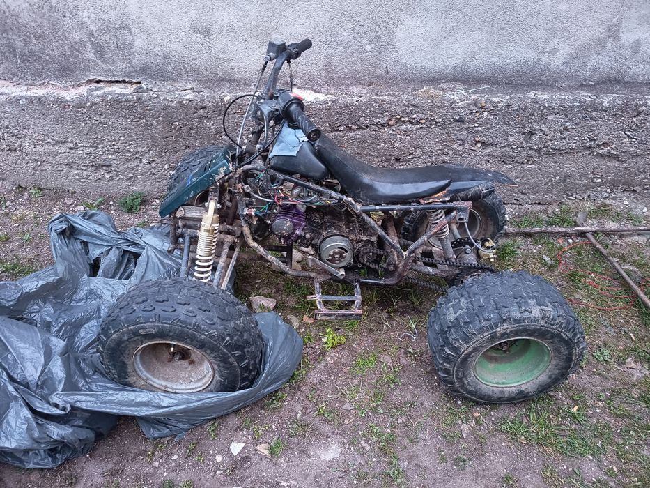 Vand Sau Schimb Cu ATV Ambele Aștept Oferte