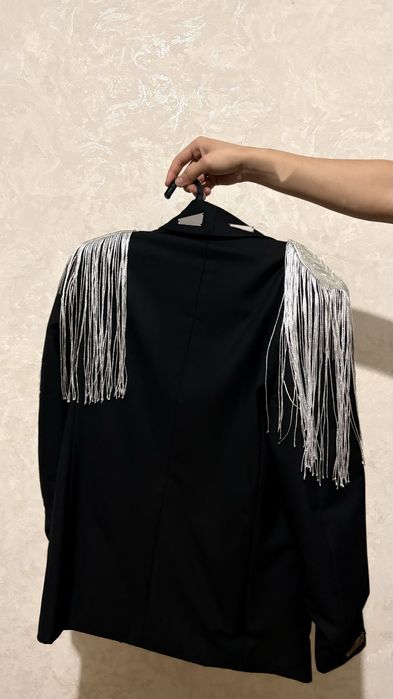 Костюм,пиджак…..