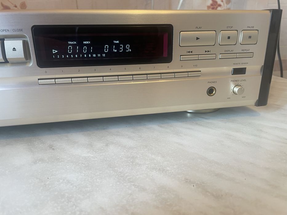 Denon dcd 1515ALG cd player