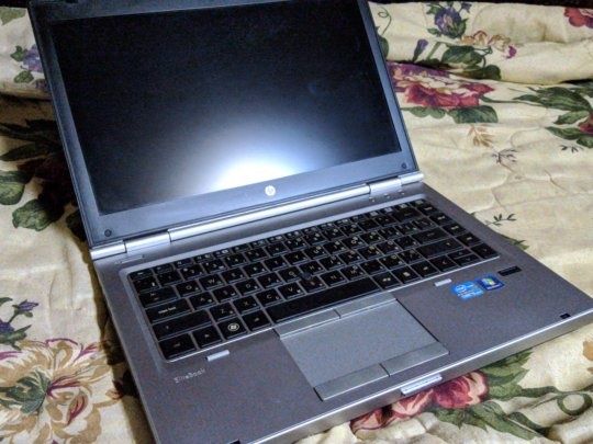 Отдам ноутбук HP Elitebook 8460
