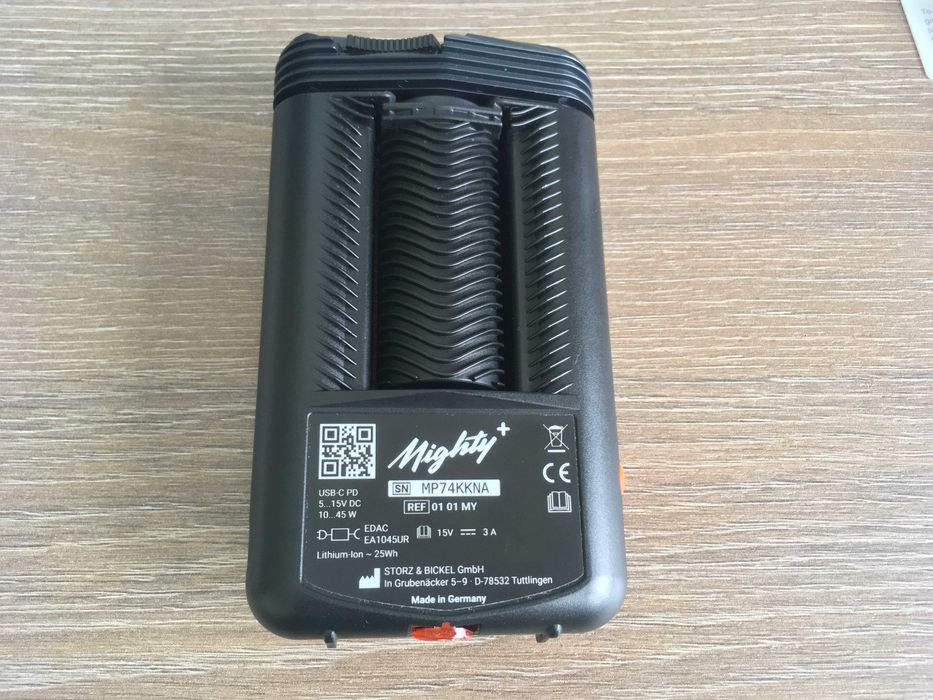 vaporizator Mighty+ de la Storz & Bickel, garantie pana in mai 2026