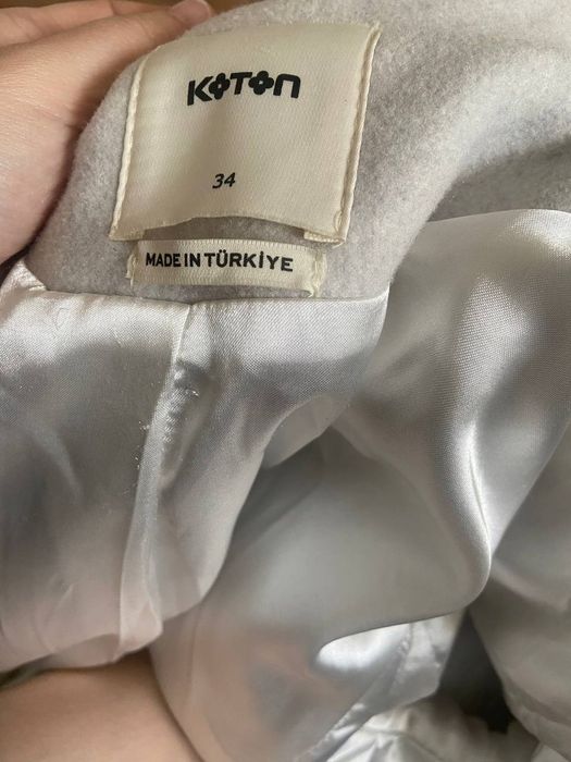 Продам пальто размер s, xs