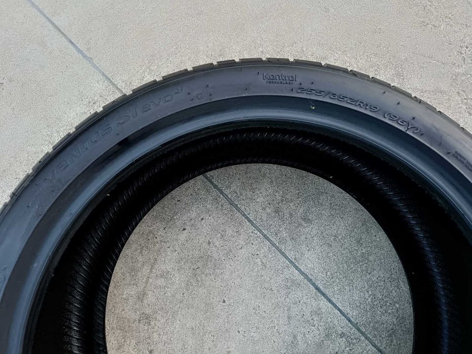 O anvelopa de vara 255 35 19 hankook ventus S1 evo3 dot 4523