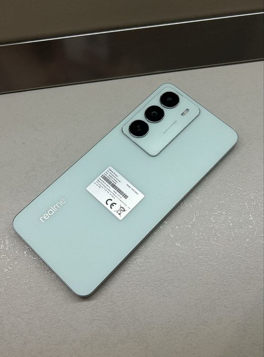 Realmi 14 5G & Xiaomi Redmi Buds 8 Lite