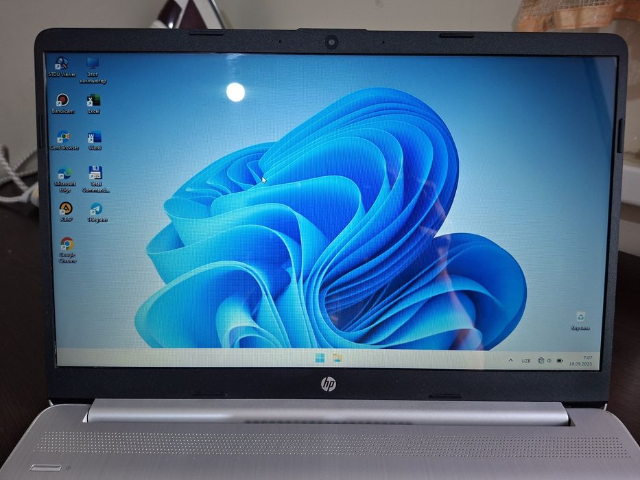 Noutbuk HP (grey) 2021