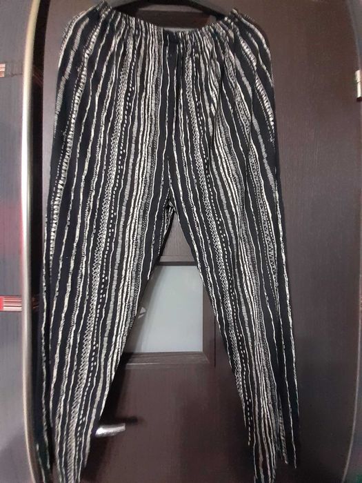 Pantaloni dama  mărime S