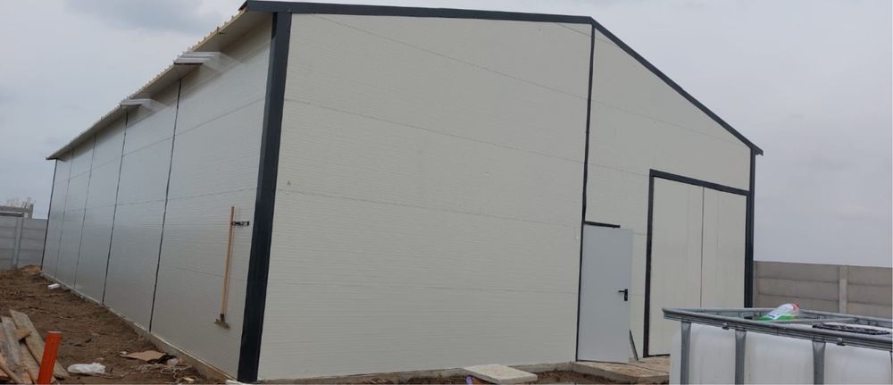 Hala metalica 10x20x4 acoperit cu panou de 6 supraetajare