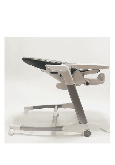 Стульчик для кормления малышей