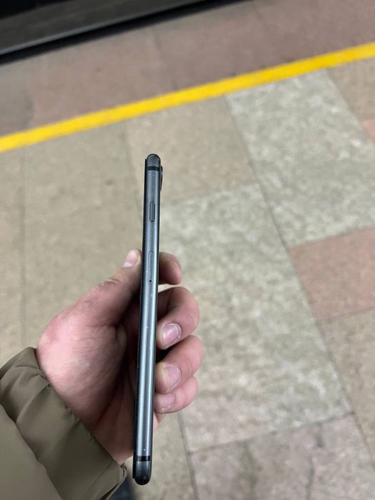 Iphone 8+ holati zor