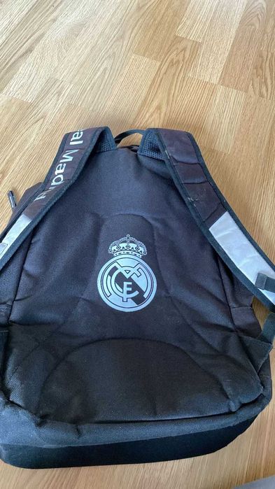 Vand ghizdan cu Real Madrid