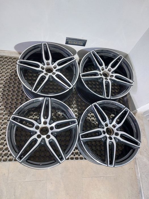 O janta / Set jante 19 originale Mercedes class E w213 / Coupe c238 / Cabrio A238 AMG 8j 9j negru / gri