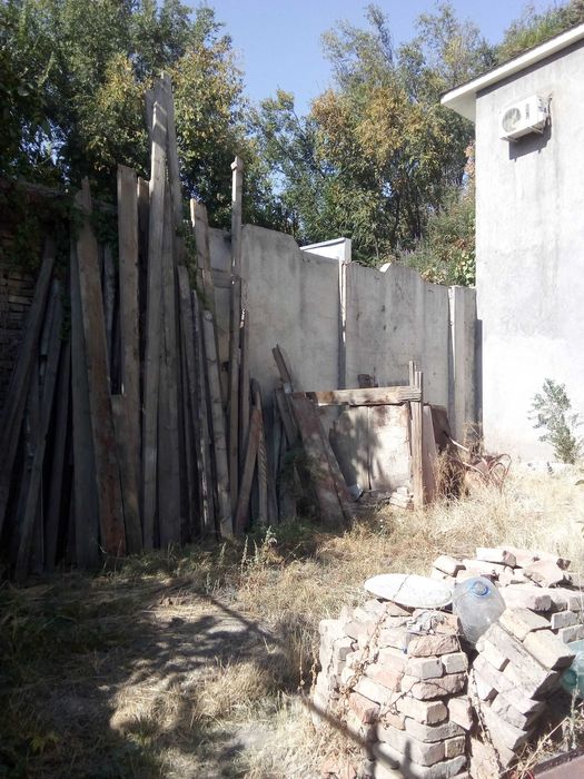 Парк Тельмана,Дархан, 1,7соток,квадрат,на границе парка,под снос,въезд