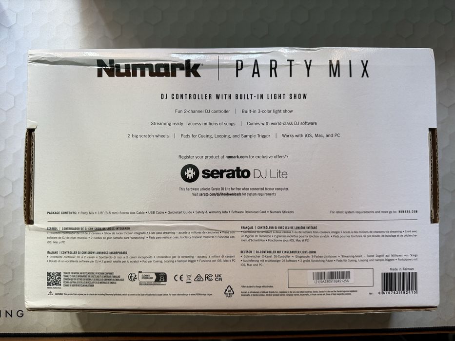 Vând consolă DJ Numark PartyMix MkII