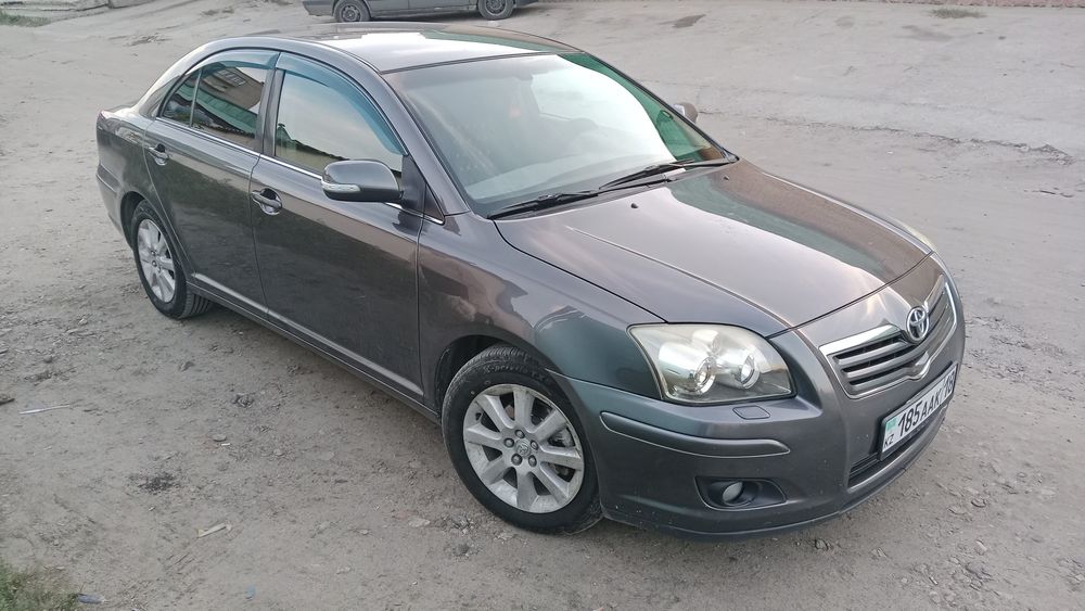 Тойота Авенсис  2007