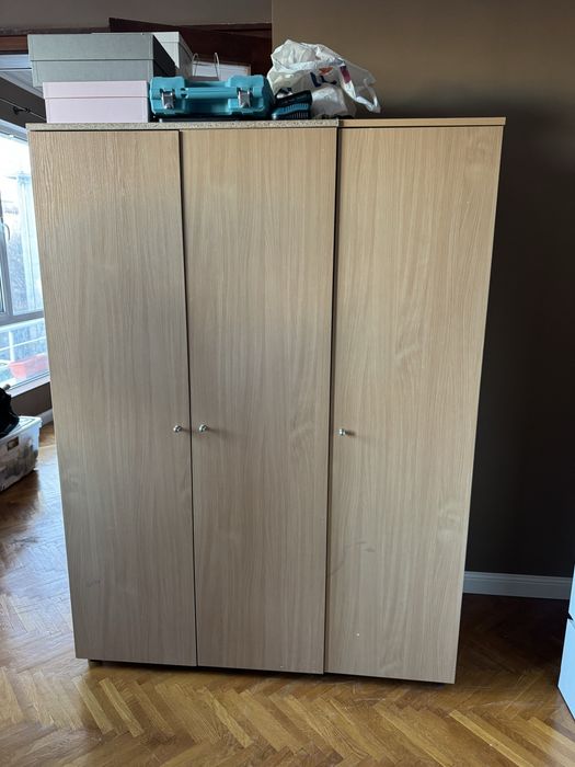 Гардероб двукрилен